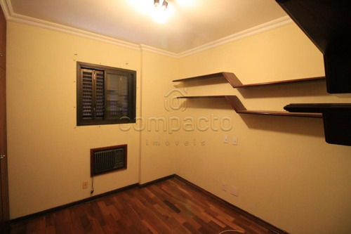Apartamentos - Ref: V235