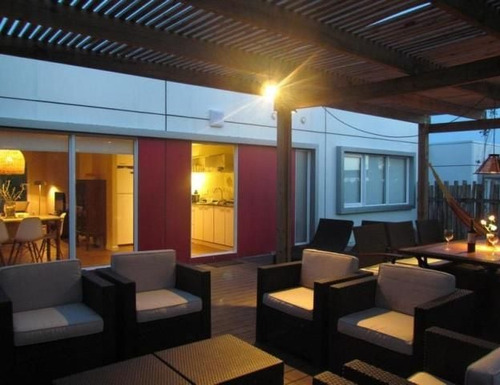 Casa En Alquiler Por Temporada De 3 Dormitorios En Punta Piedras (ref: Bpv-2979)