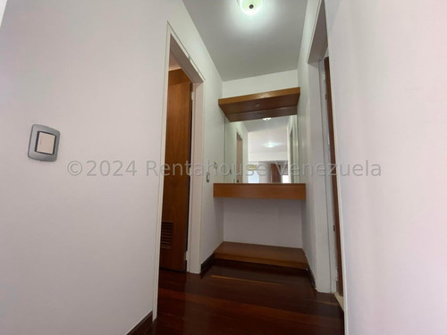 Se Vende Bello Apartamento En Colinas De Valle Arriba Mls 25-14381