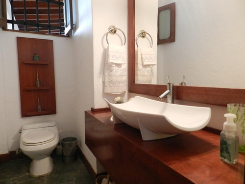 Se Vende Casa En Alto Hatillo Mls #23-27063