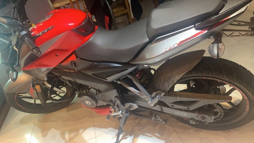 Rouser Ns 200