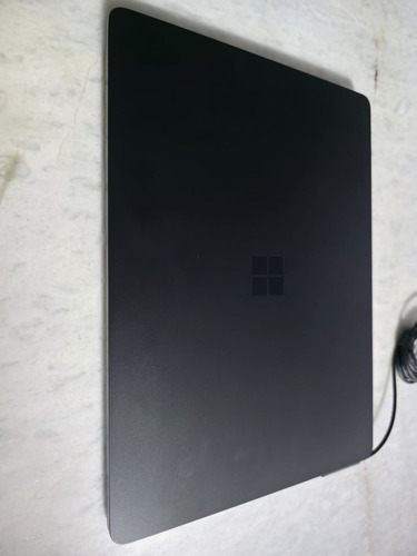Microsoft Surface Laptop 7 Copilot+ Pc 15 Táctil 64gb 1tb Negro (Usado)
