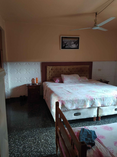 Venta 2 Departamentos, Piso Completo