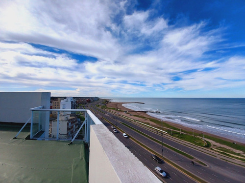 Imagen 25 de 30 de Departamento De 2 Ambientes Frente Al Mar