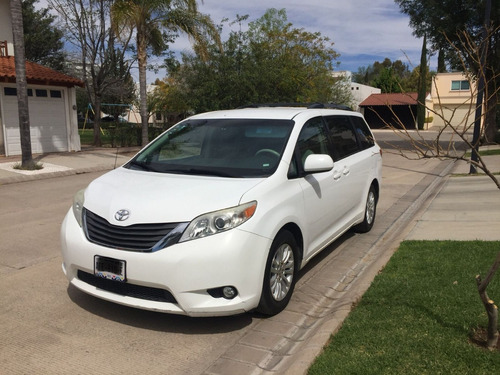 Toyota Sienna 3.5 Xle V6/ Qc At