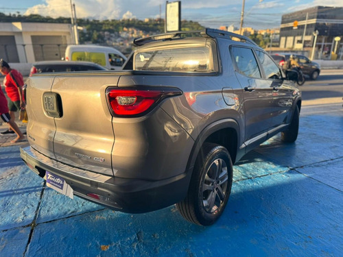 Fiat Toro 2.0 Freedom 4x4 Aut. 4p 9 marchas