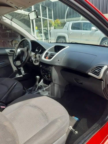 Peugeot 207 1.4 Xr 2012