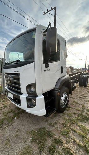 Volkswagen 17230 - Chassi 4x2 - 2021