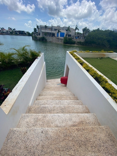 Imagen 17 de 30 de Casa En Venta En Cancun Lagos Del Sol , En El Lago