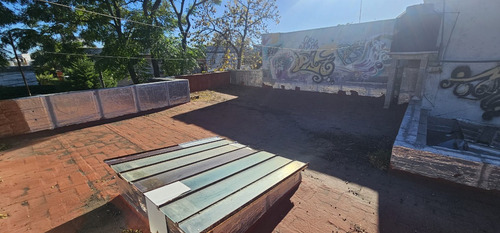 Al Frente A Mts De Agraciada S/valentin Gomez