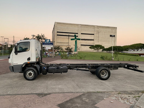 Imagem 3 de 8 de Caminhão Accelo 1016 Mercedes Benz. 2014/2014