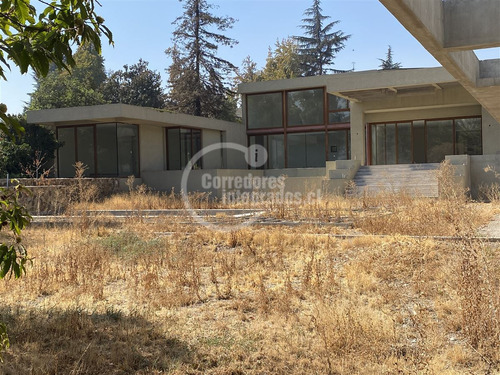 Lujosa Casa En Venta De 10 Dorm. En Las Condes