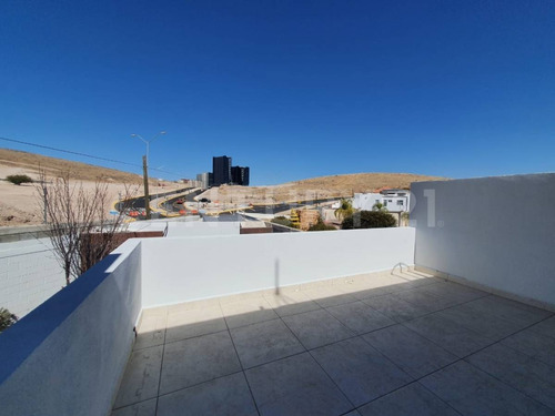 Imagen 19 de 26 de Casas En Venta Zona Fashion Mall Castello Chihuahua