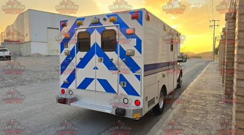 Ambulancia Dodge Ram Diesel 2015 $900,000m.n
