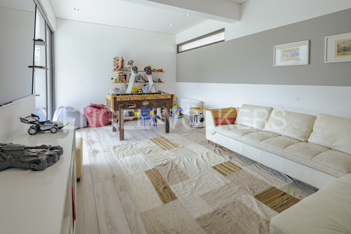 Mediterránea En Condominio Vista Santuario