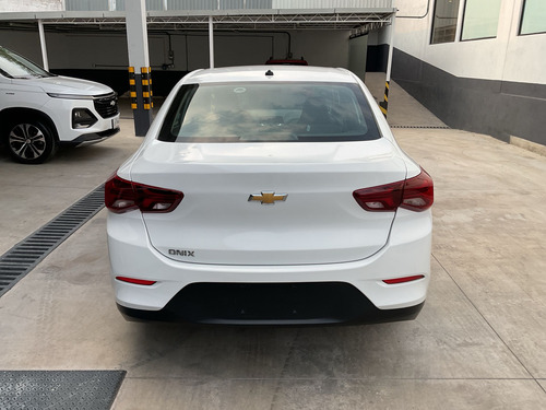 Chevrolet Onix 1.0 LS At