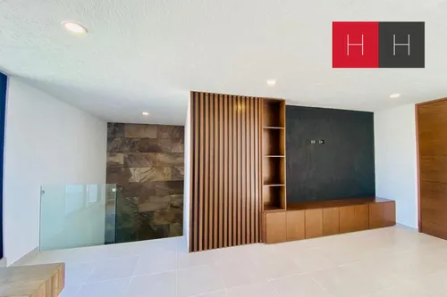 Casa En Venta En Lomas De Angelopolis
