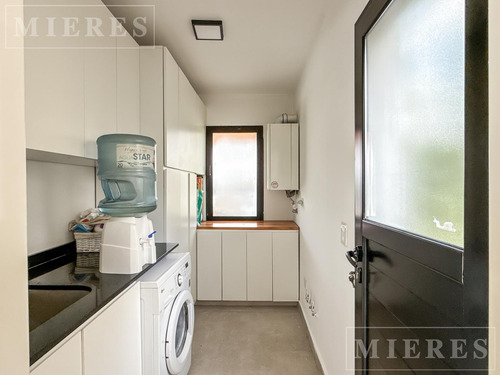 Casa En Venta En Santa Elena, Pilar Del Este