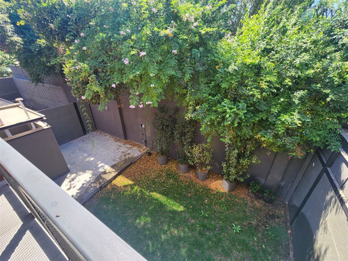 Casa En Venta De 4 Dorm. En La Reina Sin Comisión