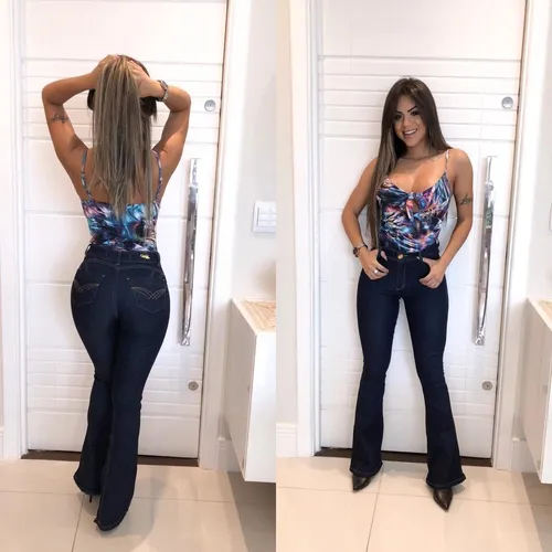 Look calça jeans store boca de sino
