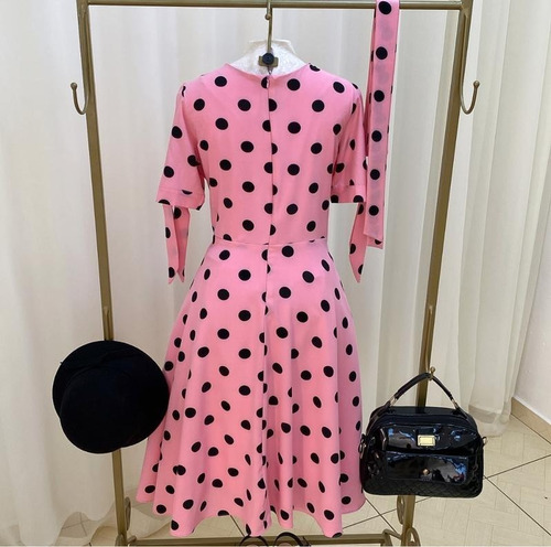 Imagem 8 de 8 de Vestido Midi Rodado Rosa Com Poá Preta