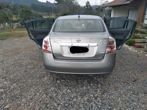 Imagem 3 de 6 de Nissan Sentra 2012 2.0 S Flex Aut. 4p