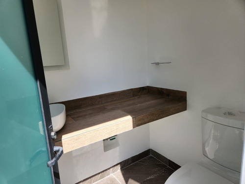 Casa En Venta En Morelos, Fraccionamiento Lomas De Cocoyoc