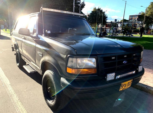 Imagen 8 de 8 de Ford Bronco 1996 5.0 Xlt