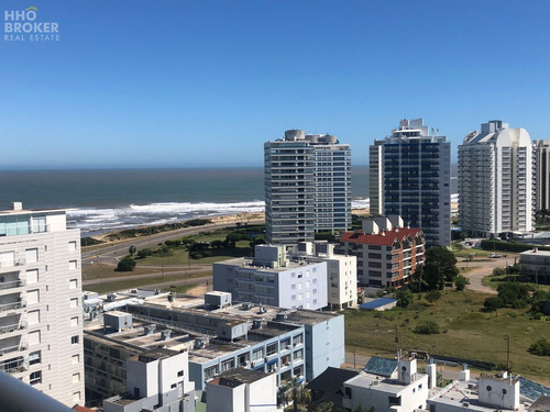 Alquiler Y Venta, Departamento En Icon Brava Tower. Playa Brava. Punta Del Este.