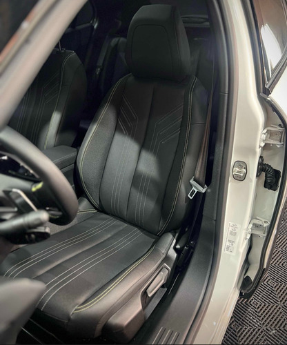 Peugeot 2008 1.0T Gt