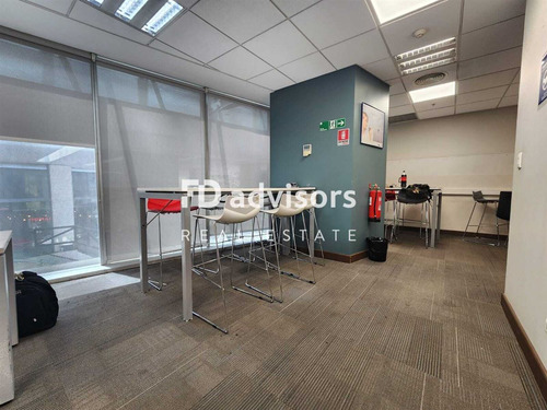 Oficina Con Open Plan 680 M2 Edificio De Las Artes