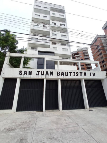 Apartamentos En Venta En San Cristóbal. 