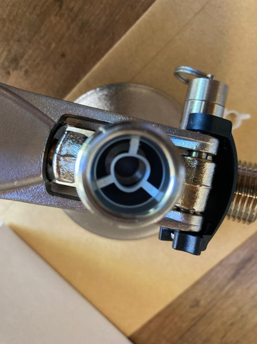 Válvula Antiretorno Cerveza Para Conector Bolita + Reja