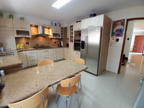 Imagen 10 de 26 de Venta Casa 200 M2 5h/4b/ 2p Alto Prado