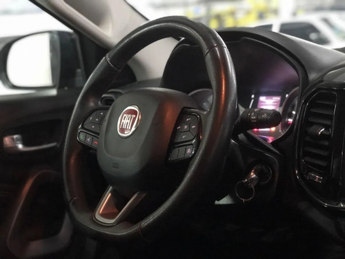 Imagen 13 de 15 de Fiat Toro Freedom 4x4 2017 Negra