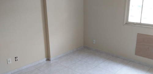 Imagem 7 de 14 de Embare- Apto 2 Dorm -sacada-dep-1 Vg Livre-elev-oportunidade