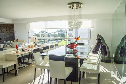Departamento Con Agradable Vista Y Excelente Ubicacion.