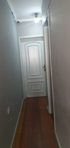 Aluga-se Quarto Grade Com Pia E Banheiro
