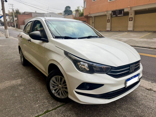 Fiat Cronos 1.0 Flex 4p