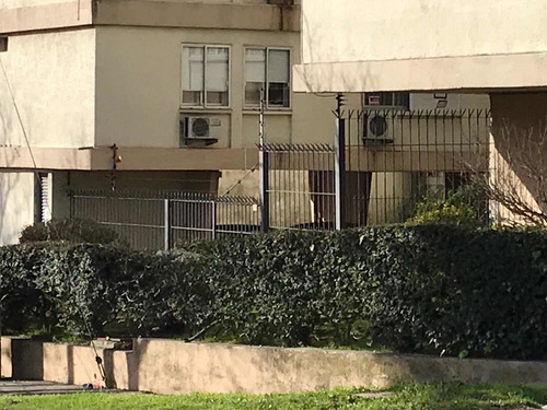 Cocheras En Avenida Italia Y Dessalines ,alquilo $3.000