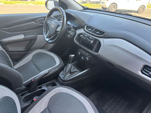 Chevrolet Onix ONIX HATCH LT 1.0 8V FlexPower 5p Mec.