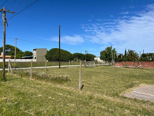 Casa En Venta Sobre Dos Lotes - Mar De Cobo