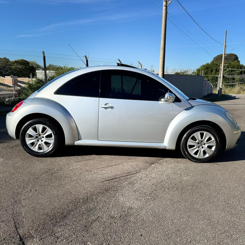 Volkswagen New Beetle 2.0 3p Automática