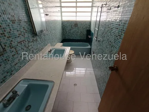 Se Vende Casa En Prados Del Este