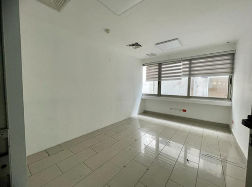 Alquiler De Torre Empresarial En Santo Domingo En El Sector De Piantini