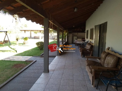Chácara Estância Favoretto Com 3 Dormitórios Sendo 1 Suíte - Ch0004