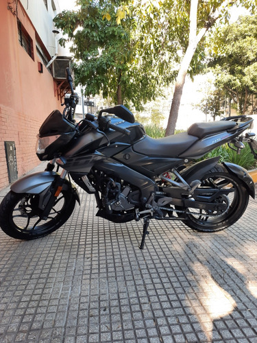 Bajaj Ns200