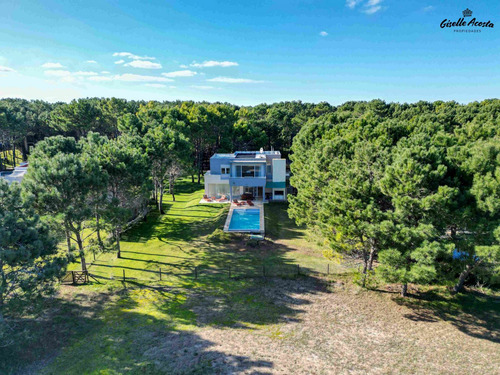 Casa Venta Pinamar La Herradura 4 Dormitorios Cancha De Polo