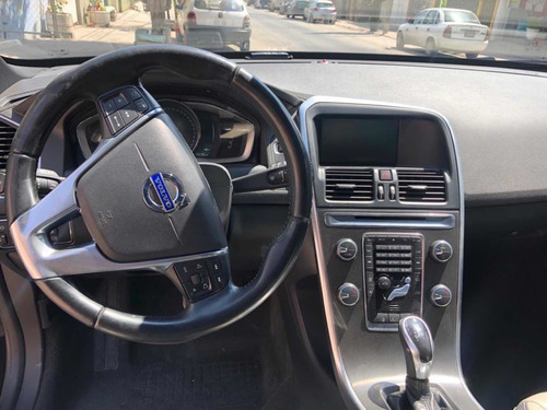 Imagen 13 de 15 de Volvo Xc60 Kinetic 2.0t Qc Xeno