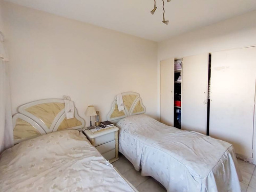 Imagen 8 de 22 de Venta De Departamento En Flores